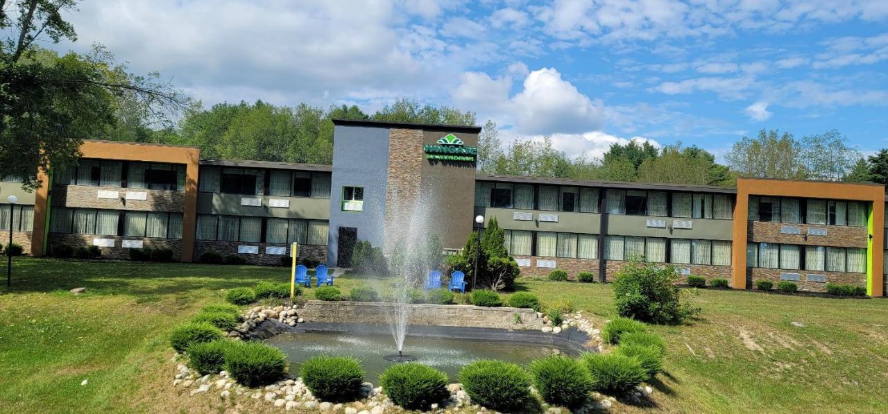 Wingate By Wyndham Lake George Eksteriør billede